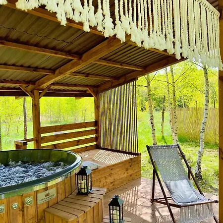 Domek Nad Zegrzem Z Prywatnym Jacuzzi Arciechow Exterior photo