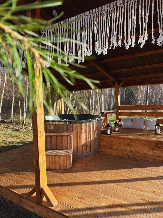 Holiday home Nad Zegrzem Z Prywatnym Jacuzzi Arciechow